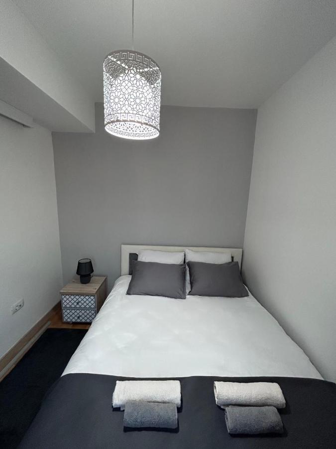 Apartments Empire - Adora Flatiron Skopje Eksteriør billede